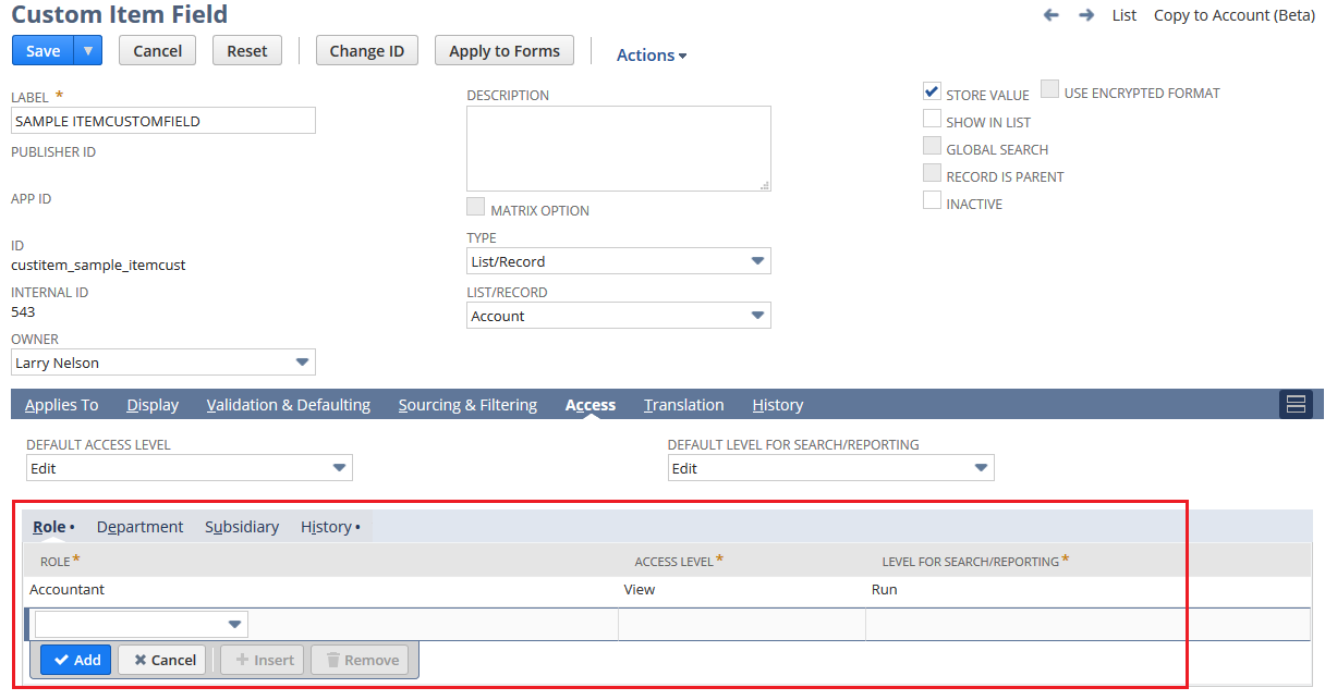 Custom Item Field page with Accountant Role highlighted.