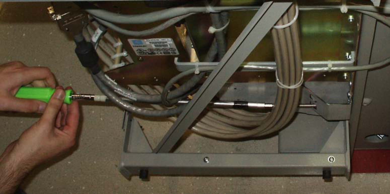 img/c_installing_fan_assembly_890000104_im-fig10.jpg